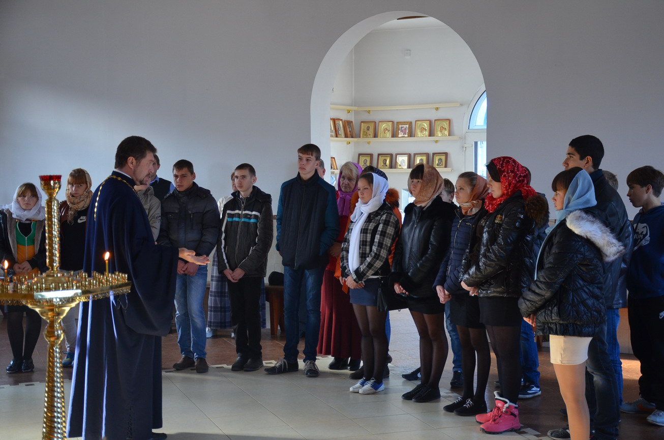 Учащиеся школы-интерната побывали на экскурсии в храме