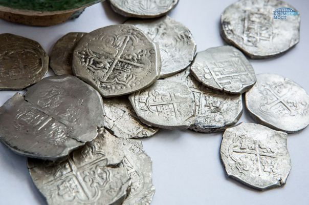 Археологи нашли монетный клад на месте будущего автоподхода к Крымскому мосту