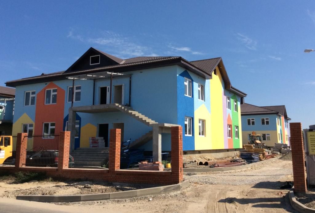 В центре Старотитаровской завершается строительство детского сада на 280 мест