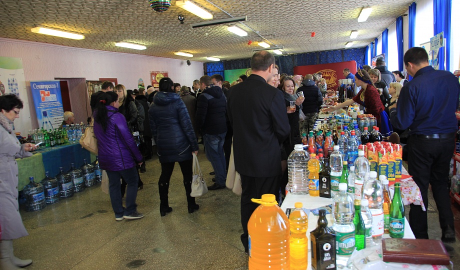 В Голубицкой прошла выставка продукции пищевой и перерабатывающей промышленности