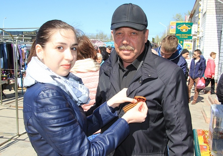 В Темрюкском районе началась ежегодная гражданская кампания «Георгиевская лента»