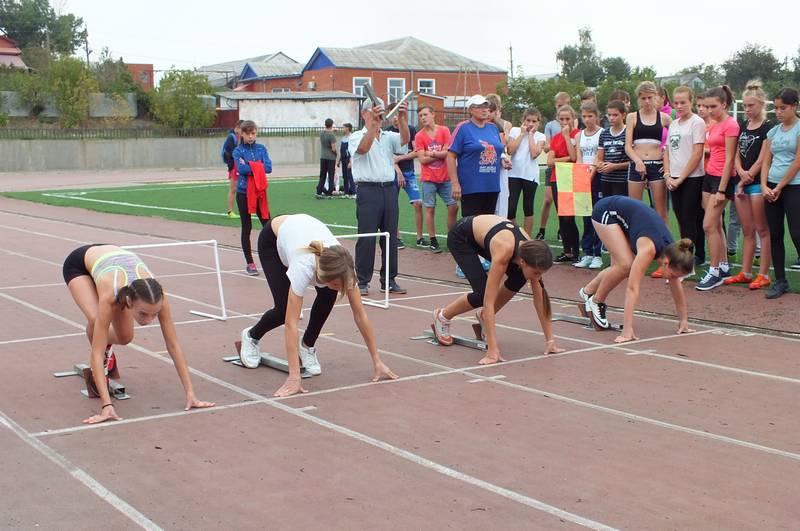 Праздничные мероприятия в День города Темрюка и района: традиционный легкоатлетический забег