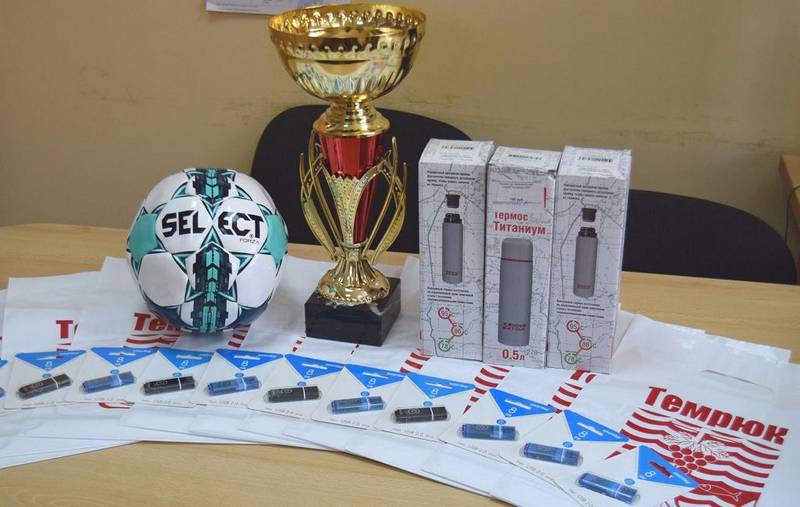 В Темрюке стартовал турнир по мини-футболу среди взрослых дворовых команд