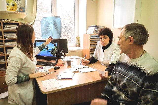 Краевые врачи осмотрели и проконсультировали более 1600 жителей Темрюкского района