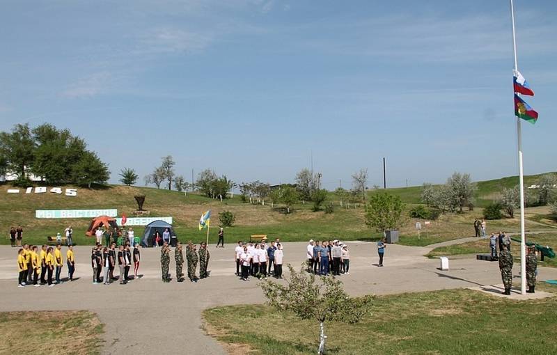 Чиновники из Администраций поселений района посоревновались между собой в военно-спортивных состязаниях «ГЛАВ-бросок»