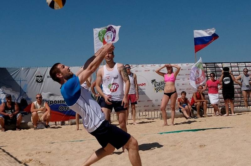 Анонс благотворительного волейбольного матча мировых спортивных звёзд в Голубицкой