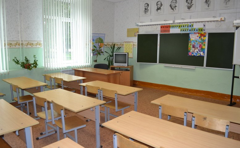 Глава Темрюкского района подписал постановление о подготовке образовательных учреждений к новому учебному году