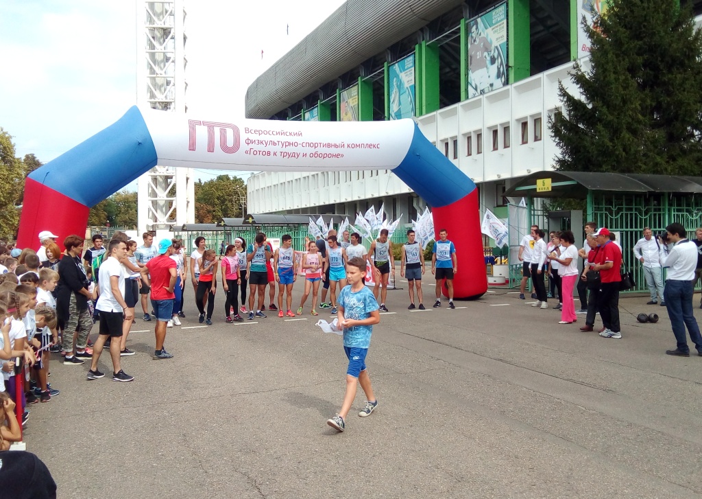 Темрюкские спортсмены приняли участие в общероссийском забеге: «Кросс наций-2018»