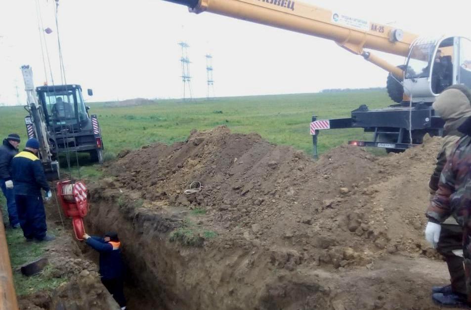 В посёлке Ильиче заменили аварийный участок магистрального водовода