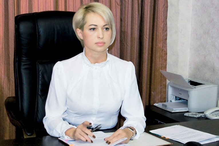 Валерия Ветрова сменила Андрея Харчева на посту заместителя главы Темрюкского района