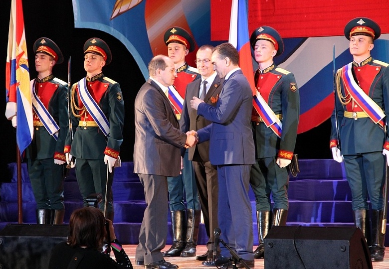 Губернатор наградил темрючанина Евгения Присюду медалью «За выдающийся вклад в развитие Кубани»! ПОЗДРАВЛЯЕМ!!!