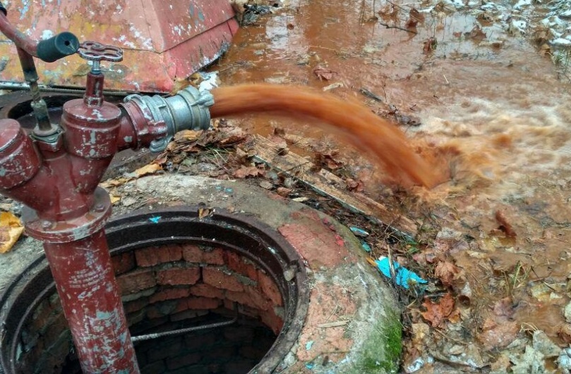 «Таманский групповой водопровод» промыл в районе около 300 километров водопроводных сетей