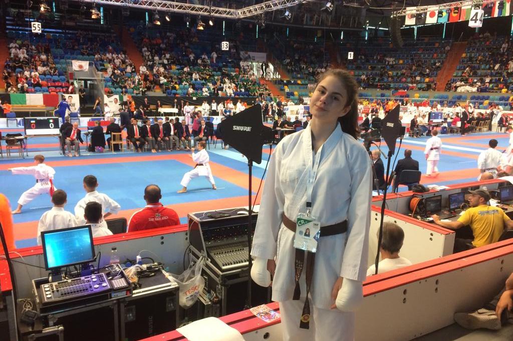 Юная темрючанка Полина Шлыкова приняла участие в Чемпионате мира по каратэ