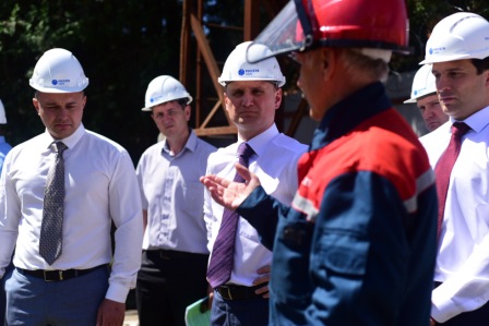 Глава компании «Россети Кубань» с рабочим визитом посетил Темрюкский район