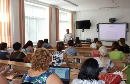 В преддверии 1 Сентября районное руководство Госавтоинспекции провело семинар с представителями школ муниципалитета 