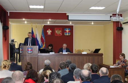 В Администрации Темрюкского района прошёл учебный семинар для депутатов представительных органов поселений