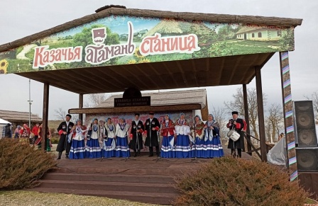 В последний день зимы в «Атамани» Масленичными празднованиями открылся парковый сезон! 
