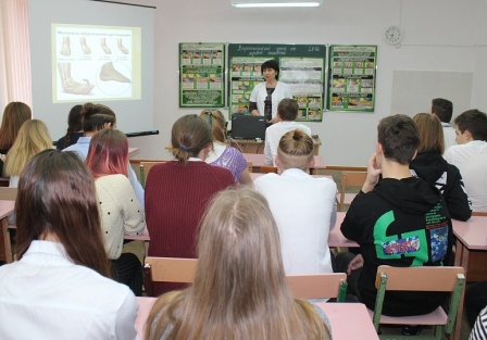 Темрюкские школьники приняли участие во Всероссийском уроке по оказанию первой помощи