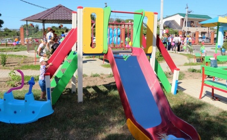 В Темрюкском районе идёт работа по открытию дежурных групп в детских садах