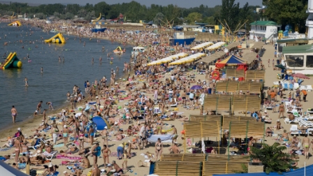 С начала курортного сезона Кубань посетили почти 2 млн. туристов, абсолютное большинство из которых откровенно пренебрегают каким-либо соблюдением антикоронавирусных правил