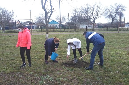Запорожское сельское поселение присоединилось к Международной акции «Сад памяти» 