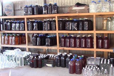В Темрюке изъяли более 4,5 тонн «левого» алкоголя 