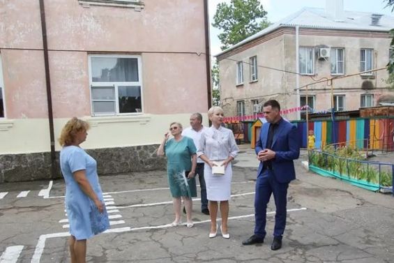 Глава Темрюкского района пообещал городскому детсаду № 1 «новую жизнь»