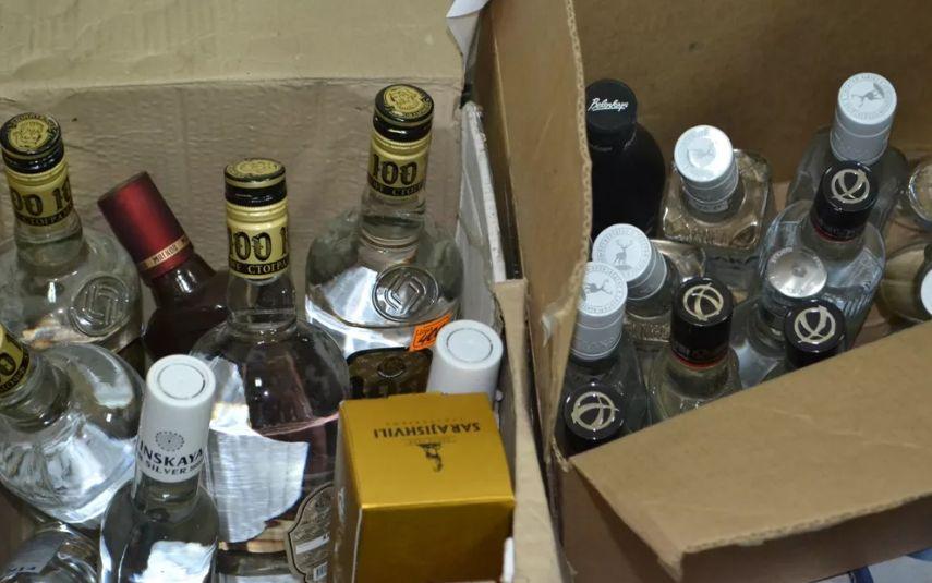 В Темрюкском районе за июнь и июль изъяли 1 тонну контрафактного алкоголя