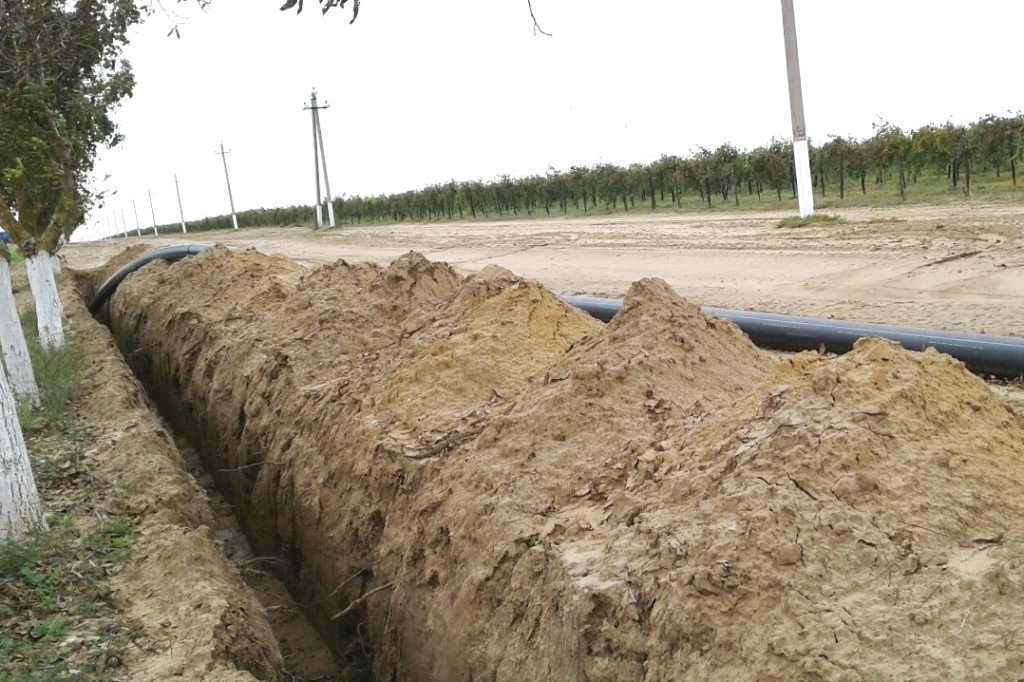 «Кубаньводкомплекс» заменил очередные 1,1 км подводящего водопровода к посёлку Веселовке