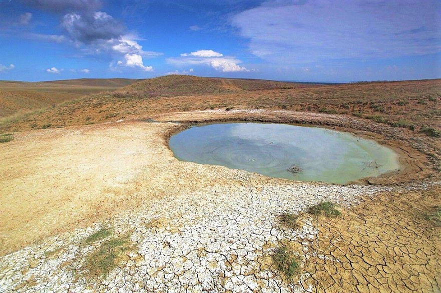 На территории Темрюкского района создан особо охраняемый природный парк «Вулканы Тамани»