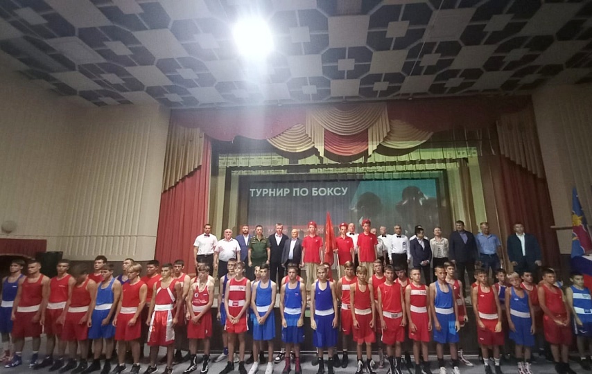 В посёлке Приморском прошёл Открытый турнир по боксу в поддержку российских солдат, участвующих в СВО на Украине