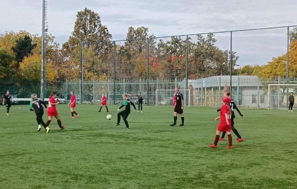 Темрюкская женская футбольная команда вышла в финал Первенства Кубани