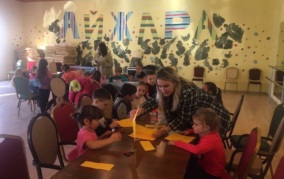 Для детей из Херсонской и Запорожской областей в Темрюкском районе организована программа «Часы досуга и творчества»