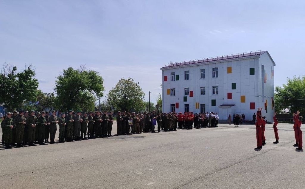 В Темрюке прошла муниципальная военно-спортивная игра «Зарница»