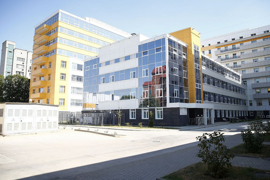 В Краснодаре открыли 1-ый этап 2-ой очереди Краевой клинической больницы № 1