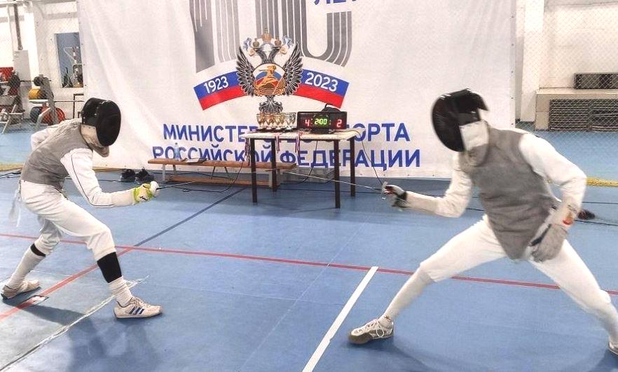 В Темрюке прошёл 1-й районный молодёжный турнир по фехтованию