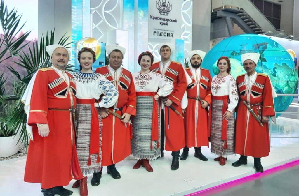 «Темрюкские казаки» в Москве на открытии Дня культуры выставки «Россия» представляют всю Кубань!